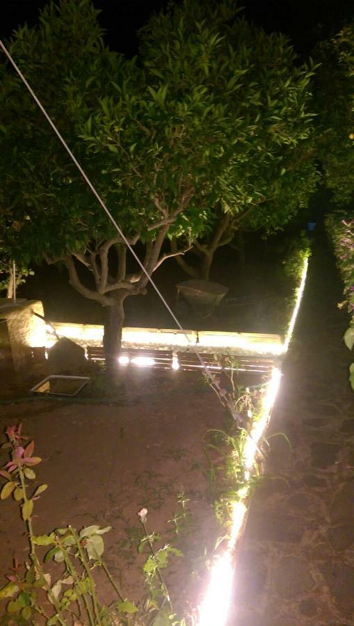 Villa Ermilia Kerveli Exterior foto